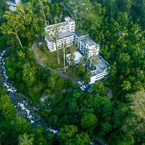 munnar-black-forest.hotels-munnar.com/